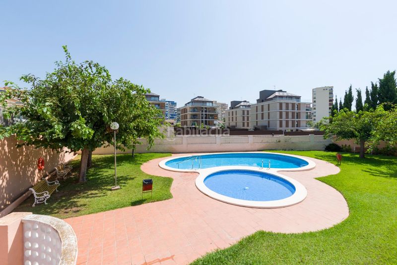 Foto fe0ae7e5-3ec3-40a6-9705-9b1730283314. Casa a schiera in calle farja 8 in Torreón-La Almadraba Benicasim / Benicàssim