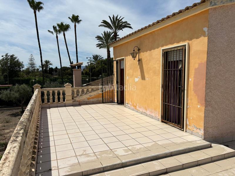 Foto a3a9a7a4-29a8-423c-92eb-98ad13a46cb9. Chalet avec chauffage dans La Portalada Elche / Elx