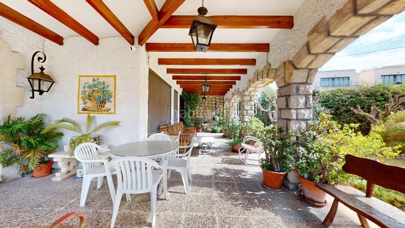 Foto 15ff1282-720c-41cf-9909-bfc7a209cf03. Chalet con parcheggio piscina in Vistahermosa Alicante