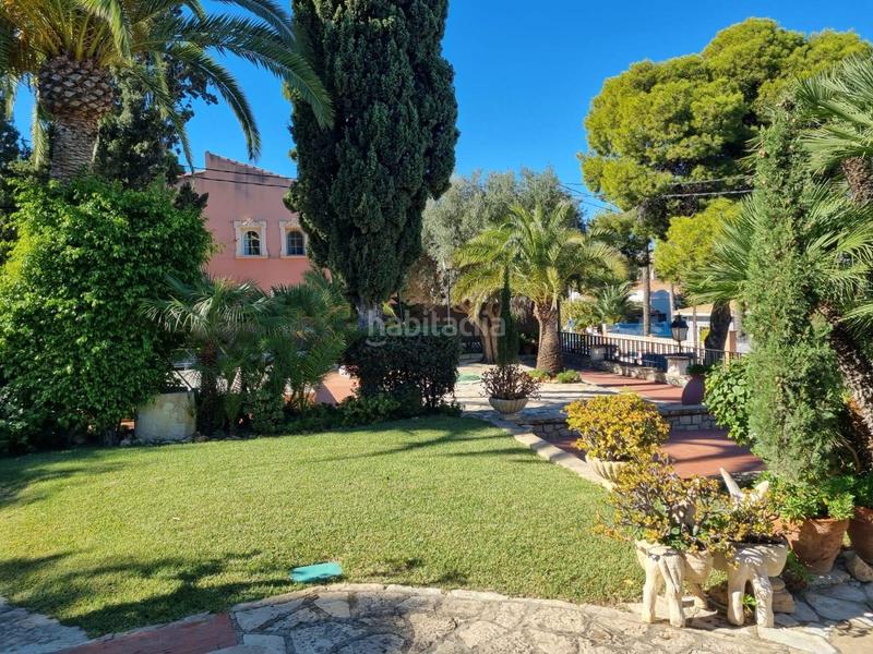 Foto 3a3e9216-a93a-4e49-93a2-dd1ef6fb5a50. Chalet con parcheggio piscina in Vistahermosa Alicante