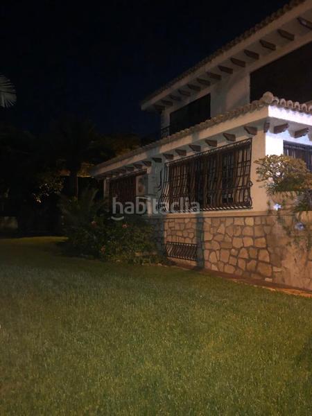 Foto d9cfc6f2-ca05-433f-8046-6f3925063318. Chalet con parcheggio piscina in Vistahermosa Alicante