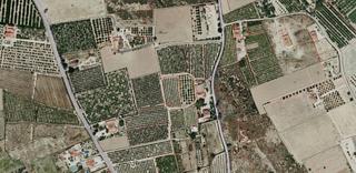 Masia a Las Bayas. Finca rustica de 31000m2 con casa antigua de 237m2 ideal para re