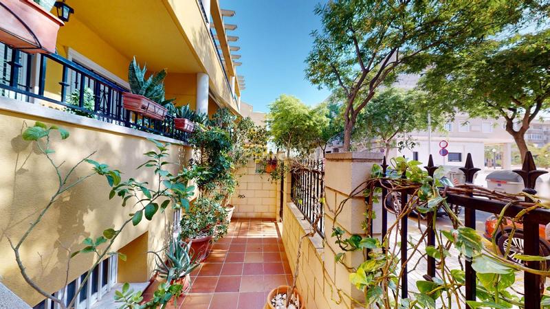 Foto 4b6eeba7-21ad-4771-8a44-769630629a22. Triplex avec parking dans El Travaló - Martínez Valero Elche / Elx