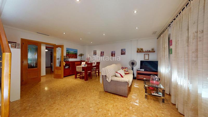 Foto 6388ea5b-47fc-4cda-8285-879d5bcd9d22. Triplex avec parking dans El Travaló - Martínez Valero Elche / Elx