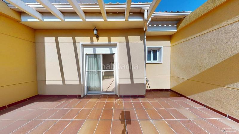 Foto d1240b1a-3daf-4e3c-b65a-6c550e503976. Triplex avec parking dans El Travaló - Martínez Valero Elche / Elx