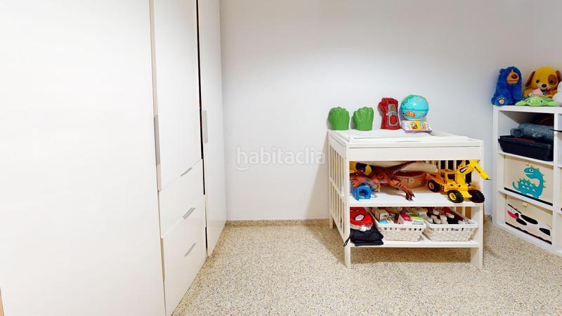 Foto 5acad1b1-821a-422e-ac2a-0f6a38625de3. Piso magnifica casa para entrar a vivir en la plaza de las aparadoras en Elche / Elx