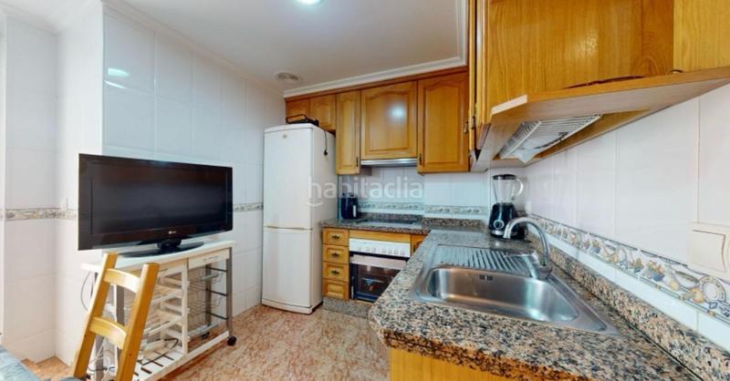 Foto 863e0112-a122-4a5d-832e-4cf334378ba7. Piso magnifica casa para entrar a vivir en la plaza de las aparadoras en Elche / Elx
