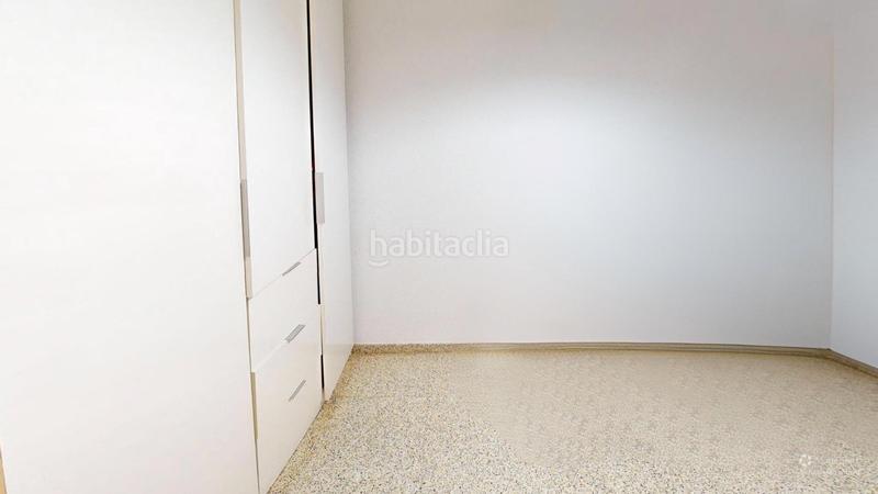 Foto 86cead0e-b8ba-4c97-a9de-a3e2ff970233. Piso magnifica casa para entrar a vivir en la plaza de las aparadoras en Elche / Elx