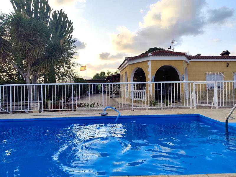 Foto 3b93c5fb-d7f0-42ac-bfc2-a1d6e5d51dbd. Xalet amb calefacció aparcament piscina a La Algoda - Matola - Llano de San José Elche / Elx