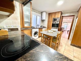 Appartamento in Norte. 2 piso en edificio de 2 viviendas semi nuevo con 3 habitaciones