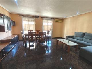 Flat in Plaza Crevillente - Antiguos Juzgados - El Asilo. Oportunidad en una de las mejores zonas de elche!