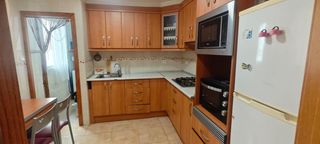 Pis en Carr�s Este. Entre suelo para entrar a vivir de 4 habitaciones