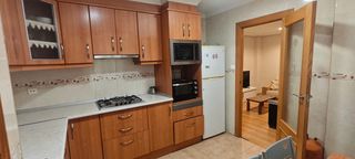 Appartement à Carrús Este. Entre suelo para entrar a vivir de 4 habitaciones