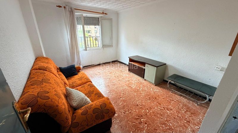 Foto 5aff496c-8ef3-43cb-9be9-34eb3741be3e. Pis a Reina Victoria - Miguel Hernández Elche / Elx