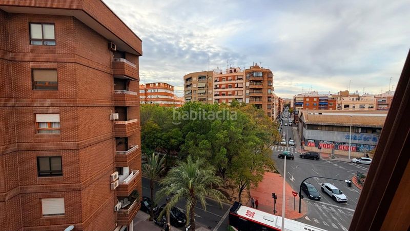 Foto 756cbe84-d82a-428f-805f-3ae9b8a792b1. Pis a Reina Victoria - Miguel Hernández Elche / Elx