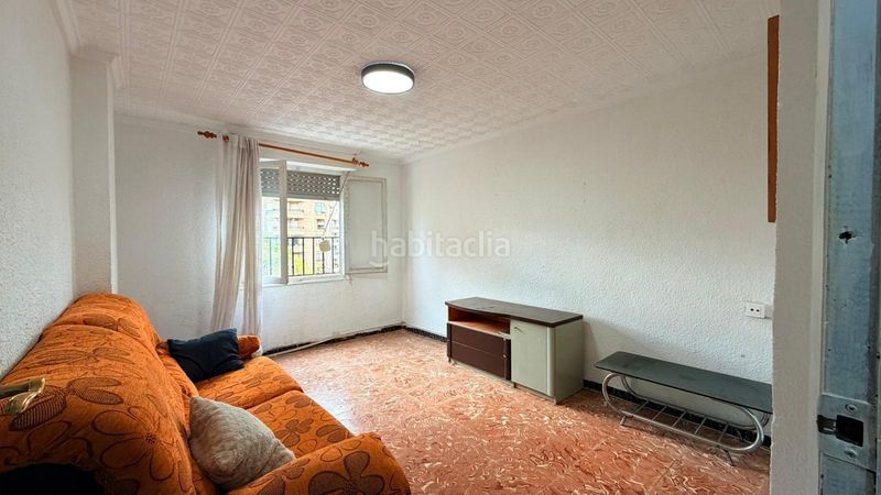 Foto 84e45101-bbee-45a9-8b5d-47d2693155e3. Pis a Reina Victoria - Miguel Hernández Elche / Elx