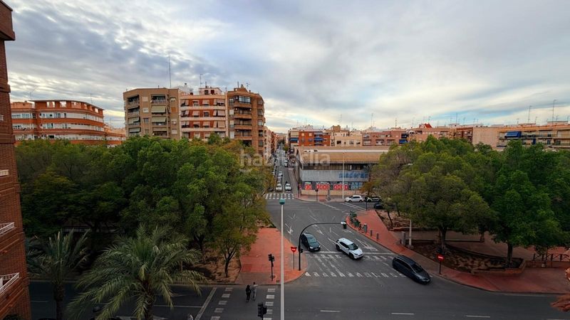 Foto bc6e75f4-ddb4-4f58-83cf-72c02044ec9e. Pis a Reina Victoria - Miguel Hernández Elche / Elx