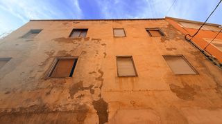 Tr�plex en Crevillente. Oportunidad para promotores solar urbano con edificaci�n para de