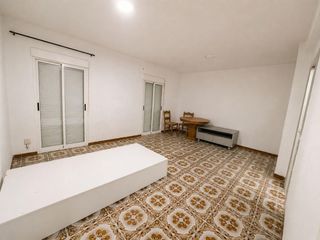 Appartamento in Carrús Este. Acogedor piso en elche  plaza madrid por solo 85,000