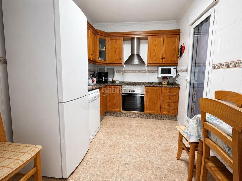 Foto 1ff0f93c-22cc-4e43-90c1-262eea3f0029. Casa amb aparcament a Catral