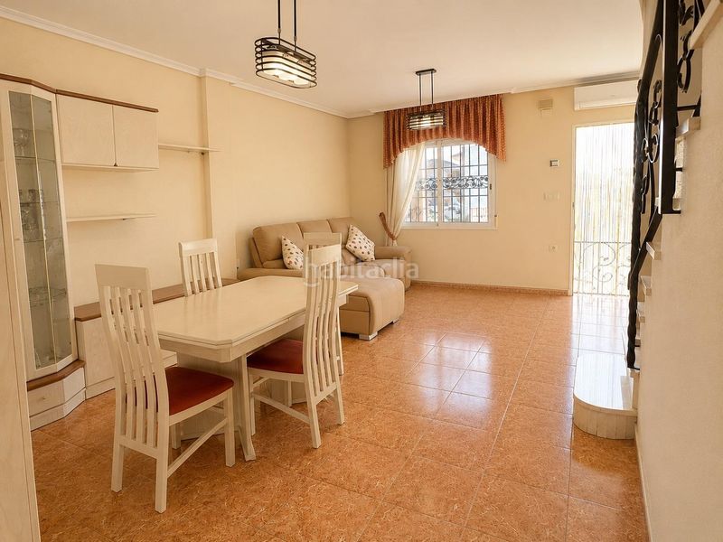 Foto 22da9f1e-e358-4664-8339-dfe603f139c8. Casa amb aparcament a Catral