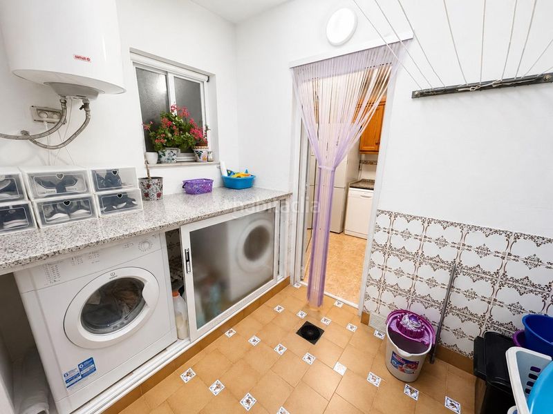 Foto a4099567-0c80-4fda-9a5f-aad03bef87c1. Casa amb aparcament a Catral