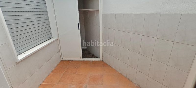 Foto 1fb666df-29ea-42e3-a2df-255c99786674. Pis a Plaza Crevillente - Antiguos Juzgados - El Asilo Elche / Elx
