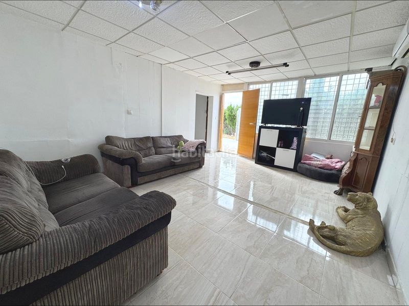 Foto 4f32d33e-422a-4273-9b68-4c8671226bdc. Casa amb aparcament piscina a La Marina Elche / Elx