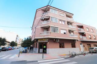 Apartament  Calle mayor. Se vende piso en almorad de 3 dormitorios.