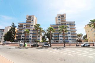 Apartamento  Avenida del puerto. Se vende apartamento en guardamar del segura