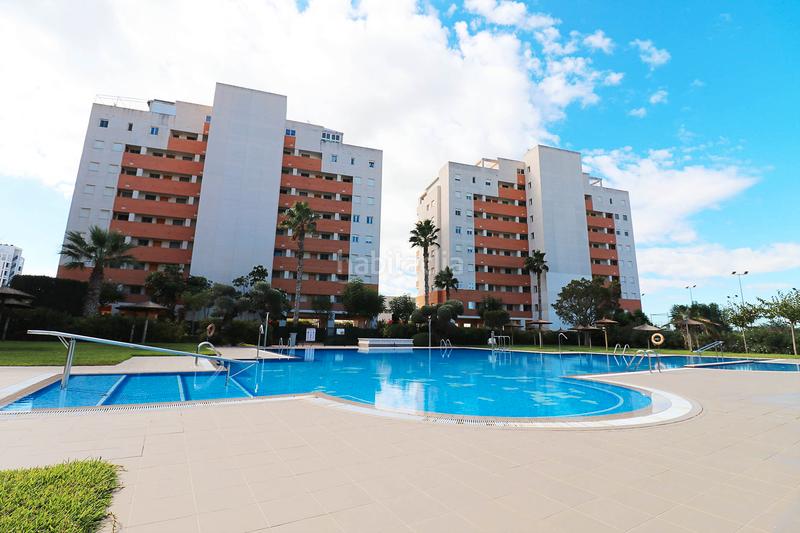 Foto 097ad3b8-2ede-4b48-9ec7-a86206cf0375. Appartement mit heizung pool in Puerto Deportivo Guardamar del Segura