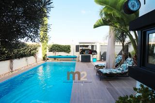 Casa  Avenida argentina. Se vende chalet en ciudad quesada