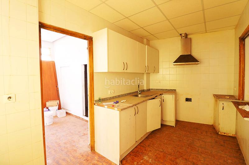 Foto e7d7f3b3-b419-44fd-9731-6b8b178365b0. Pis a avinguda del país valencià 70 a Pueblo Guardamar del Segura