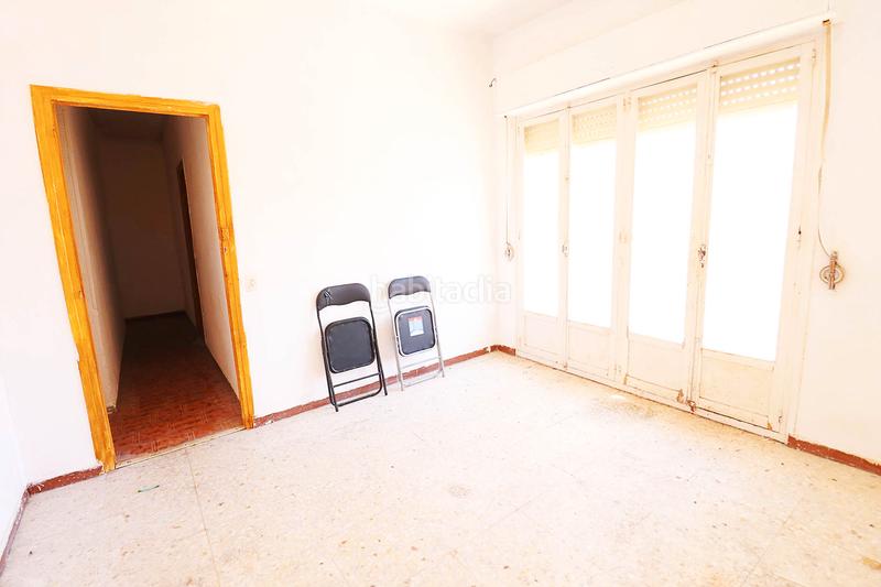 Foto f2f0ae7e-42a8-42b1-b7be-5fa776561fe1. Pis a avinguda del país valencià 70 a Pueblo Guardamar del Segura