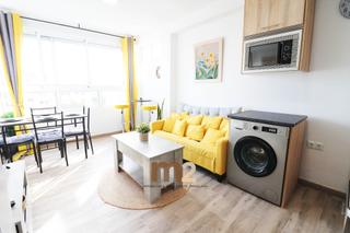 Apartament  Avenida de las palmeras. Se vende apartamento en guardamar del segura