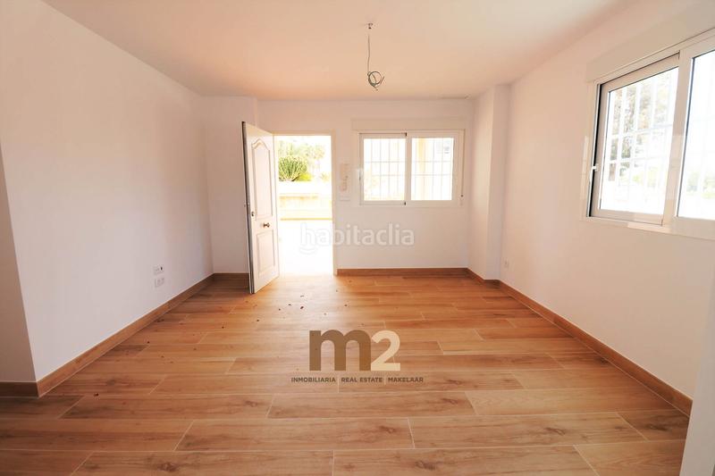 Foto 746e1bdb-2372-484d-8c74-7c0c5ae6f84d. Piccolo appartamento con piscina in Puerto Deportivo Guardamar del Segura