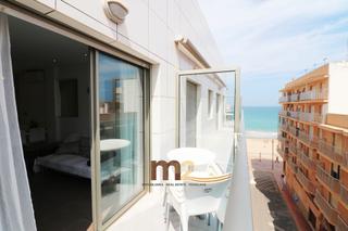 Piso  Carrer general prim. Se vende apartamento en guardamar del segura