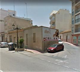 Casa adossada  Carrer major. Se venda casa en planta baja en guardamar del segura