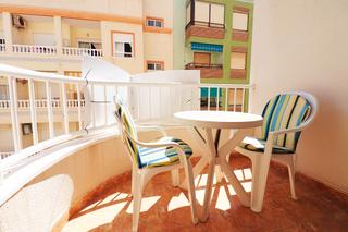 Apartament  Carrer luis rivera. Se vende apartamento en guardamar del segura