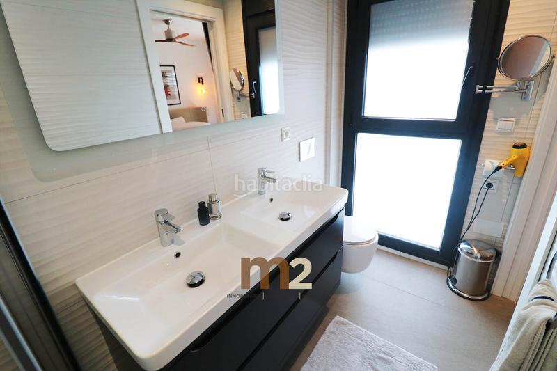 Foto 27b43ddc-bd8c-44aa-ad6b-ab87f3d33863. Attico con riscaldamento parcheggio piscina in Puerto Deportivo Guardamar del Segura