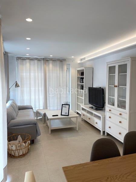 Foto 501bedb7-9707-40b2-ada0-1044ba8f6a00. Alquiler piso en avenida de la libertad 50 se alquila apartamento con vistas al mar en Guardamar del Segura