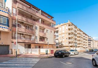 Appartement  Carrer sanchis guarner 13. Se vende apartamento en guardamar del segura