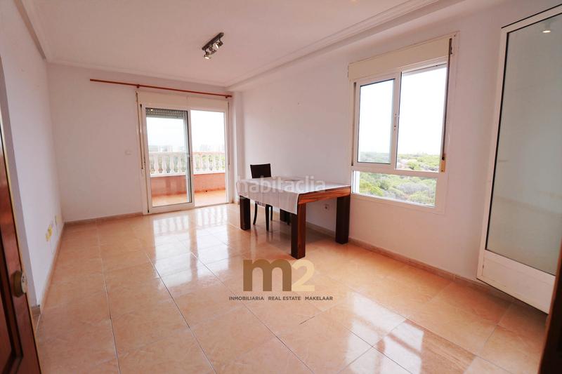 Foto 09f36aa2-a76e-417b-9b92-277f7ff74610. Apartment with heating pool in Puerto Deportivo Guardamar del Segura