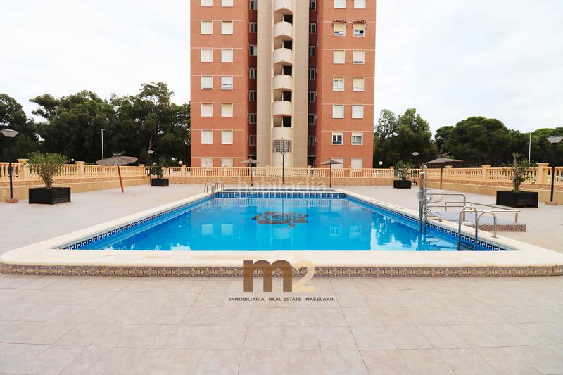 Foto 4e1b9ae4-43f5-4e71-877b-c057c6e3f5f2. Apartment with heating pool in Puerto Deportivo Guardamar del Segura