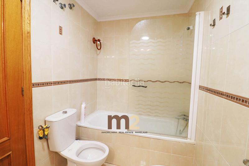 Foto 7469e1e4-1c65-4ca2-ad85-9aecef7dddd1. Apartment with heating pool in Puerto Deportivo Guardamar del Segura