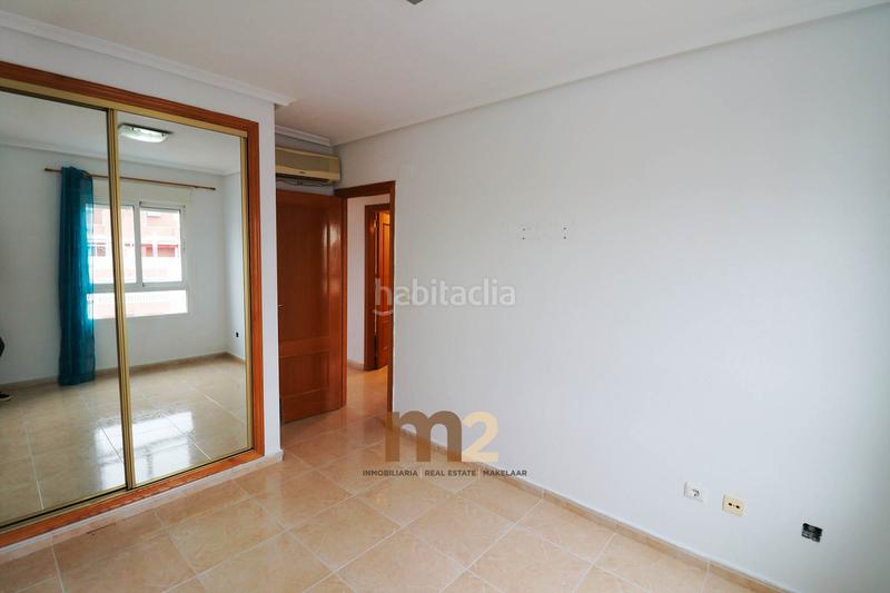 Foto ce27eab1-e19a-4ca3-bec3-24f7ae0bcf2e. Apartment with heating pool in Puerto Deportivo Guardamar del Segura