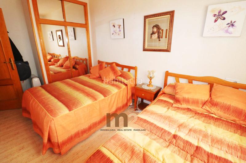 Foto 24a09f1b-8d2c-4f77-9a81-93d48dcceb40. Apartament amb calefacció aparcament a Las Viñas Guardamar del Segura