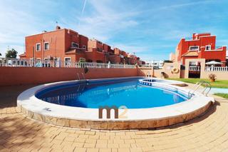 Casa  Calle clavellina 6. Se vende bungalow en los montesinos