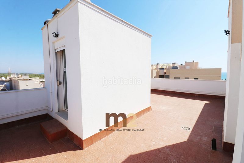 Foto a6920558-9c72-4a95-a1fe-9a4ee0176ee1. Àtic amb aparcament piscina a Puerto Deportivo Guardamar del Segura