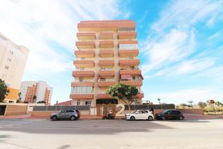 Lloguer Aparcament cotxe  Avenida del puerto. Se alquila plaza de garaje en guardamar del segura